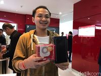 Ini DIa Orang Indonesia Pertama Pemilik iPhone 7 Resmi 