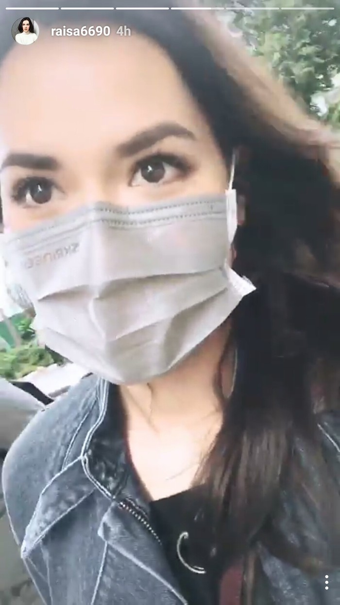 Duh! Gara-gara Aksi 313 Raisa Harus Jalan Kaki