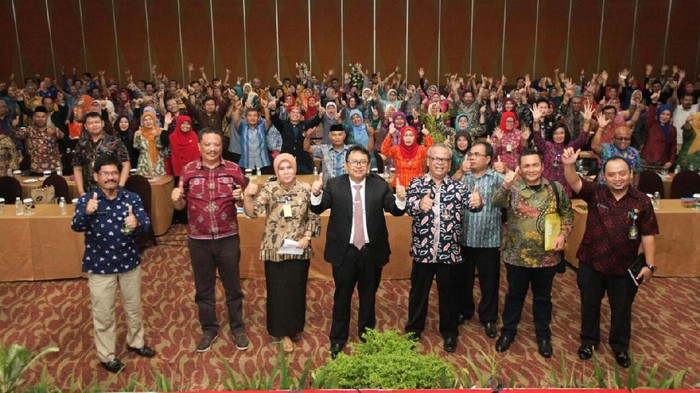 67% Sekolah di Bandung Siap UN Berbasis Komputer