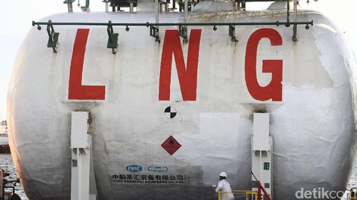 Terminal Penerimaan dan Regasifikasi LNG Tanjung Benoa. bali