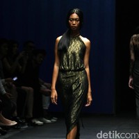 Koleksi Stellarissa di Plaza Indonesia Fashion Week 2017. Jakarta. Plaza Indonesia. [Foto: Mohammad Abduh/Wolipop]