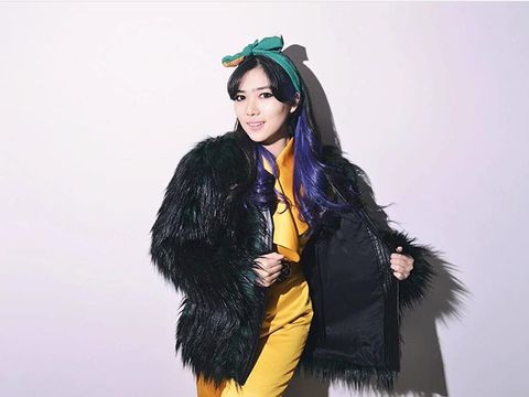 Gaya Raisa vs. Isyana, Siapa yang Paling Memukau? 