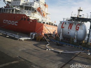 RI Ekspor Gas Alam Cair ke Singapura di 2020