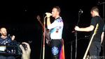 Melihat Keseruan Konser Coldplay di Singapura
