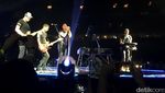 Melihat Keseruan Konser Coldplay di Singapura