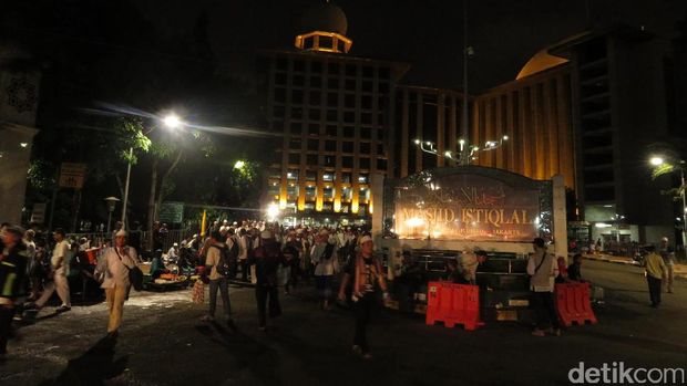 Usai Salat Magrib, Massa Aksi 313 Tinggalkan Istiqlal