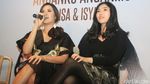 Raisa dan Isyana Kini Hitam-hitam