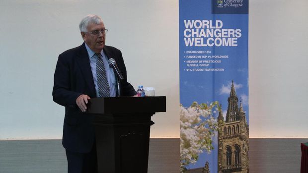 Kerjasama Akademik, President University Gandeng Glasgow University