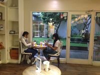 Exquise Patisserie: Yuk, Ngemil Cake Karamel dan Quiche Gurih di Kafe Mungil Ini!