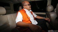 Dalam kasus dugaan suap ini, KPK telah menetapkan empat orang sebagai tersangka. Keempatnya adalah M Firmansyah Arifin selaku Direktur Utama PT PAL Indonesia, Saiful Anwar selaku Direktur Keuangan PT PAL Indonesia, Arief Cahyana selaku GM Treasury PT PAL Indonesia, serta Agus Nugroho dari pihak swasta.