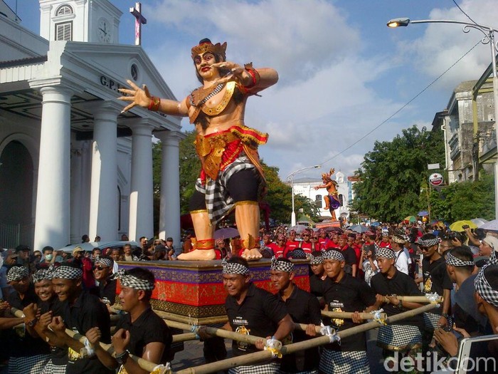 Pawai Ogoh-ogoh Semarang 2016