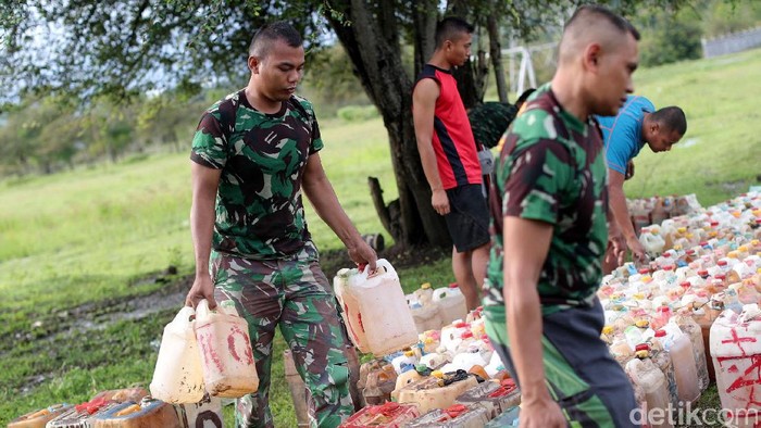 Pertimbangan Tentara Perbatasan RI-Timor Leste Bakar Ribuan Liter BBM