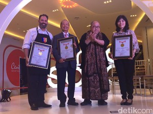 Penyalaan 99 Fruit Flambe Serentak  Pecahkan Rekor MURI