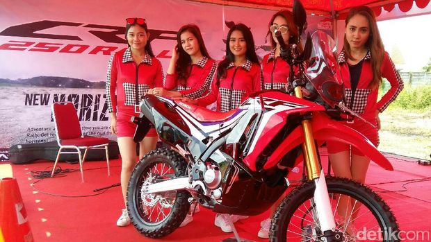 Honda Ajak Komunitas Trail Uji Ketangkasan dengan CRF250Rally