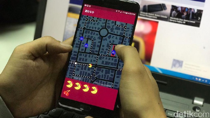 Google Maps Pac Man