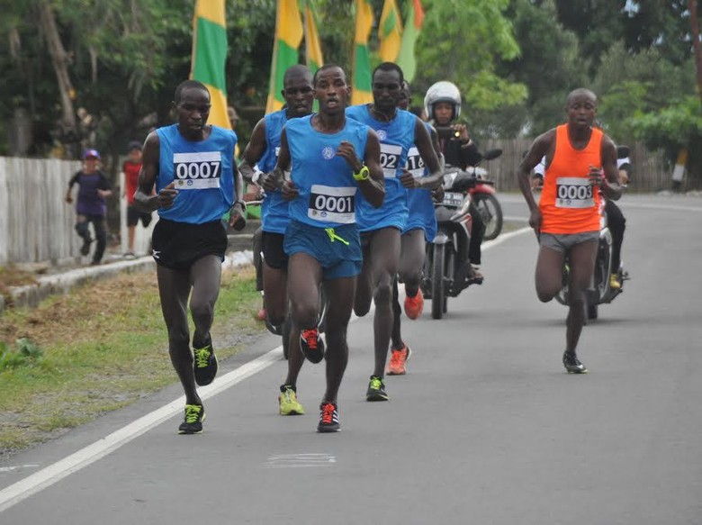 Pelari asal Kenya Mendominasi Equator 10K Pelari asal Kenya Mendominasi Equator 10K
