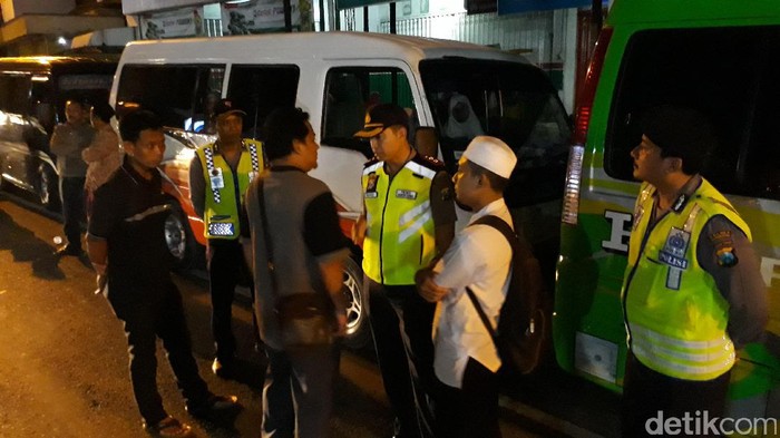 Rawan Konflik, 16 Mobil Jemaah HTI Dihentikan Polisi di Bojonegoro