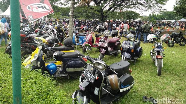 Pasar Jongkok Otomotif Tampilkan Aneka Kendaraan Klasik