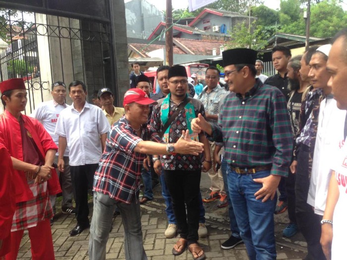 Hadiri Acara Istigasah di Condet, Djarot Sempat Jajal Main Simbal