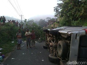 Ini Identitas Korban Tewas Kecelakaan Mobil Wisatawan di Gunungkidul