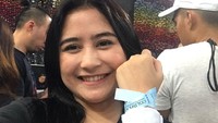 Tapi akhirnya dirinya berhasil sampai dengan menumpang penerbangan setelahnya. Foto: dok. Prilly Latuconsina