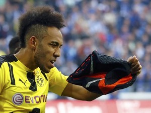 Kini Giliran Topeng Aubameyang yang Mengusik Dortmund