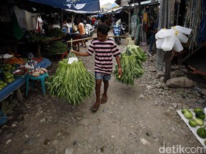 Gerbang Perbatasan dan Aliran Barang-barang ke Tetangga