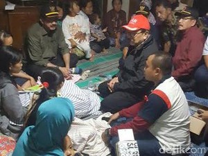 Pemprov Jatim dan Pemkab Ponorogo Janji Bangun Rumah Korban Longsor