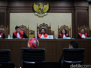 Bawa Kuitansi, Eks PNS Kemdagri Antar Uang Rp 1 M untuk Miryam