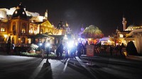 Foto: Kala malam memang Everland makin tampak cantik dengan lampu yang menyala. Bagaikan di negeri dongeng (Kurnia/detikTravel)