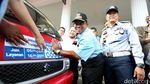 Ngantor ke Balai Kota, Sumarsono Naik Angkot KWK