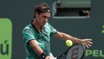Kalahkan Nadal, Federer Bawa Pulang Trofi Miami Terbuka