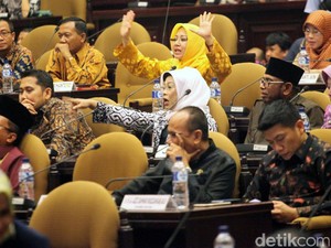 Formappi: Daripada Diperalat Politisi, Lebih Baik Bubarkan DPD