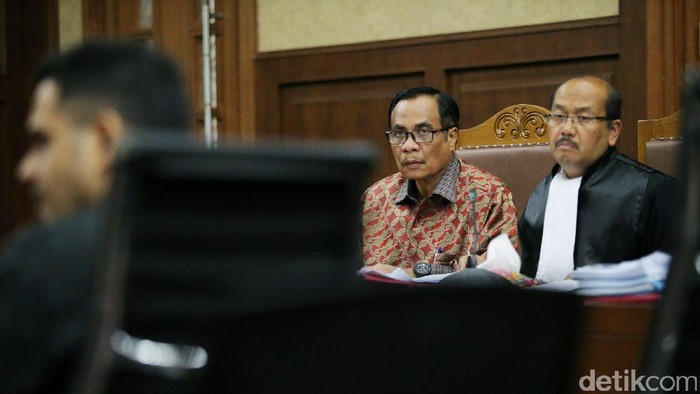 Terdakwa e-KTP Kerap Titip Duit Dolar untuk Kunker