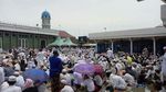 Water Cannon Jadi Tempat Wudhu