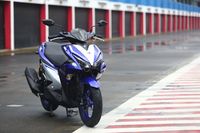 Ini Kacamata Trendi yang Buat Bikers Makin Gaya