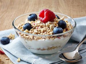 6 Makanan Sehat Ini Bisa Mengandung Banyak Gula