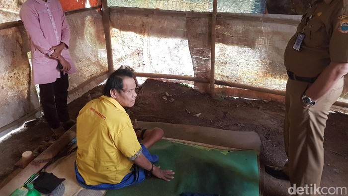 Mat Entus, Pria Asal Lebak Banten Dipasung 20 Tahun