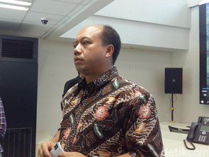 Evakuasi Korban Longsor Ponorogo Terkendala Hujan dan Tanah Tebal