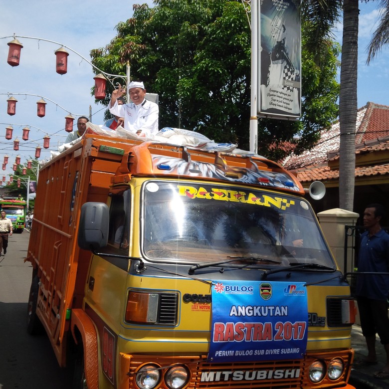46.582 Keluarga di Purwakarta Dapat Jatah Beras Sejahtera 46.582 Keluarga di Purwakarta Dapat Jatah Beras Sejahtera
