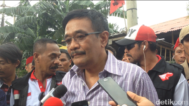 Djarot blusukan di Penggilingan / 