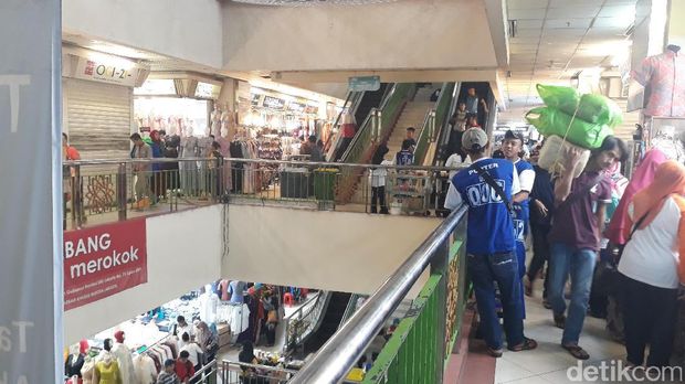Pedagang Pasar Tanah Abang