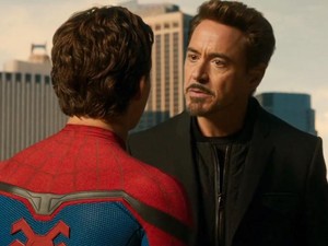 Hubungan Tony Stark dan Peter Parker Makin Dekat di Infinity War
