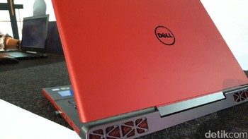 Dell menyodorkan harddisk sebesar 1 TB. Tapi kalau dirasa kurang, Dell juga menyiapkan opsi dual drive yang memadukan SSD 128 GB dan HDD 500 GB. Foto: detikINET/Yudhianto