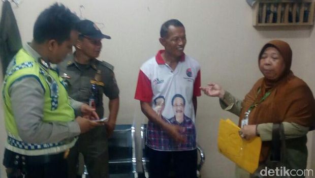 Dinsos Jaksel Selamatkan Lansia yang Sempat Hilang di Bintaro