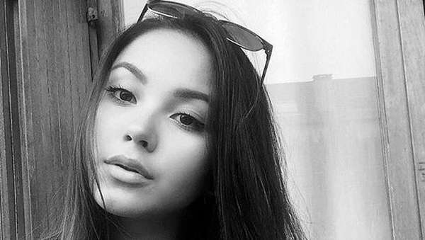 Seksinya Alyssa Daguise Seksinya Alyssa Daguise