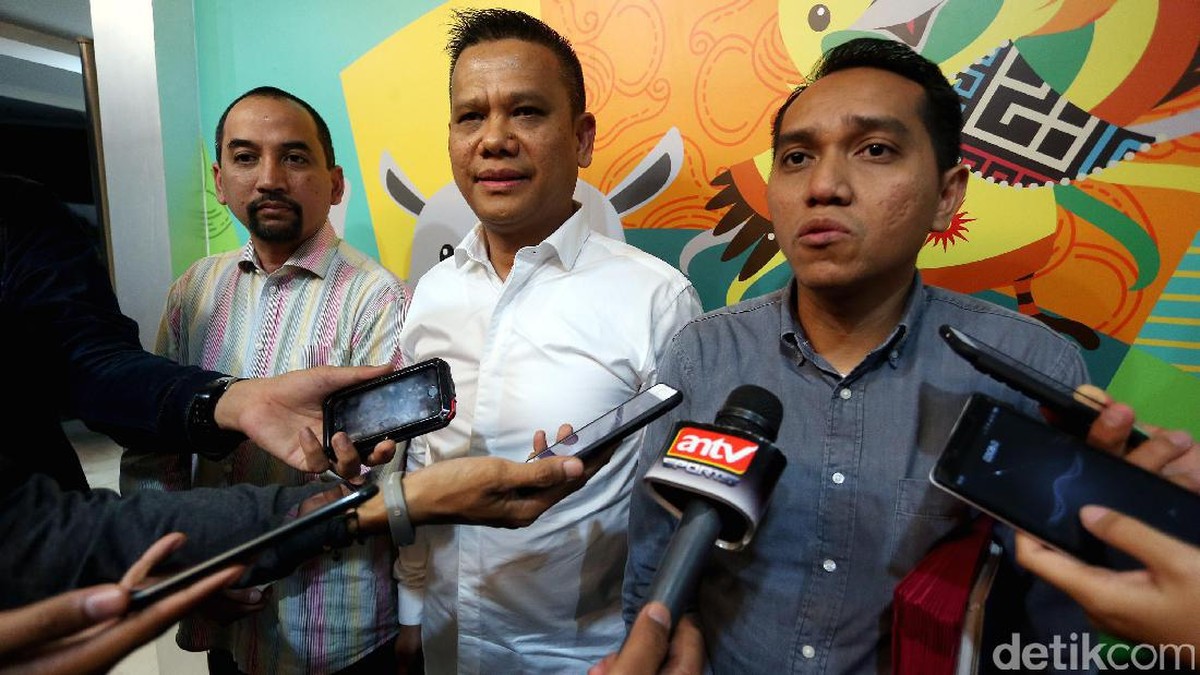 Tigorshalom Boboy, COO PT LIB (paling kanan) (Rengga Sancaya/detikSport)