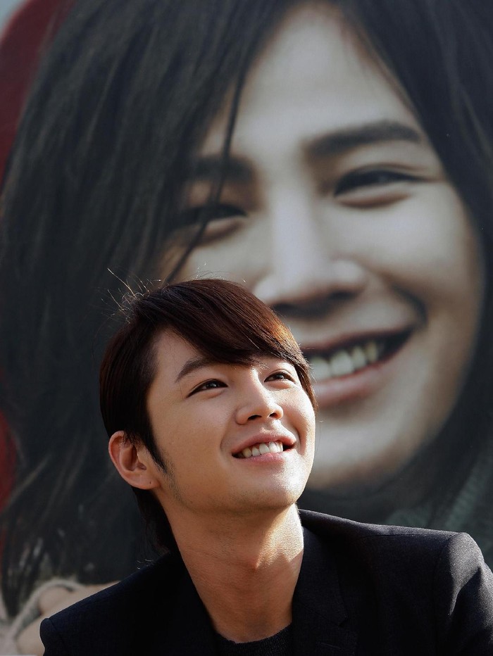 Aktor Korea BUSAN, SOUTH KOREA - OCTOBER 09: Actor Jang Geun-Suk attends the Open Talk during the 16th Busan International Film Festival (BIFF) on October 9, 2011 in Busan, South Korea. The biggest film festival in Asia showcases 307 films from 70 countries and runs from October 6-14. (Photo by Chung Sung-Jun/Getty Images)