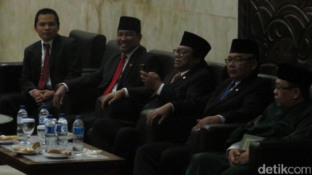 Dampingi OSO, Saleh Hadiri Pelantikan Pimpinan DPD