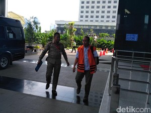 Terdakwa Korupsi e-KTP Diperiksa KPK Jadi Saksi Andi Narogong